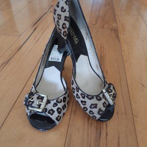 Michael Kors Sz 8.5 Animal print heels